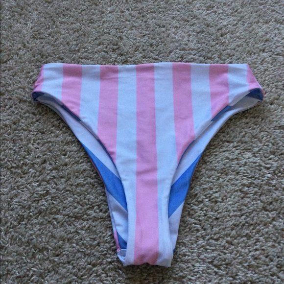 🔥🔥HOST PIC🔥🔥Reversible Bikini - Picture 6 of 16